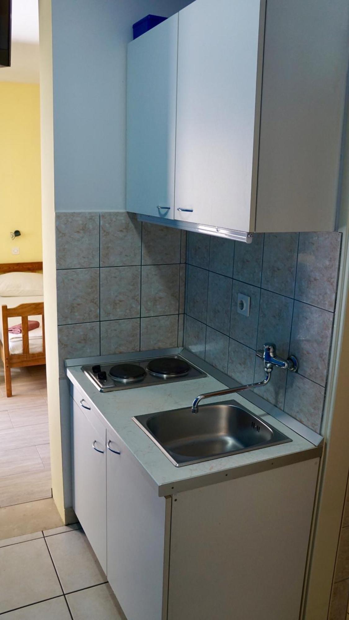 Apartments Niksa Kastelan Omiš Esterno foto