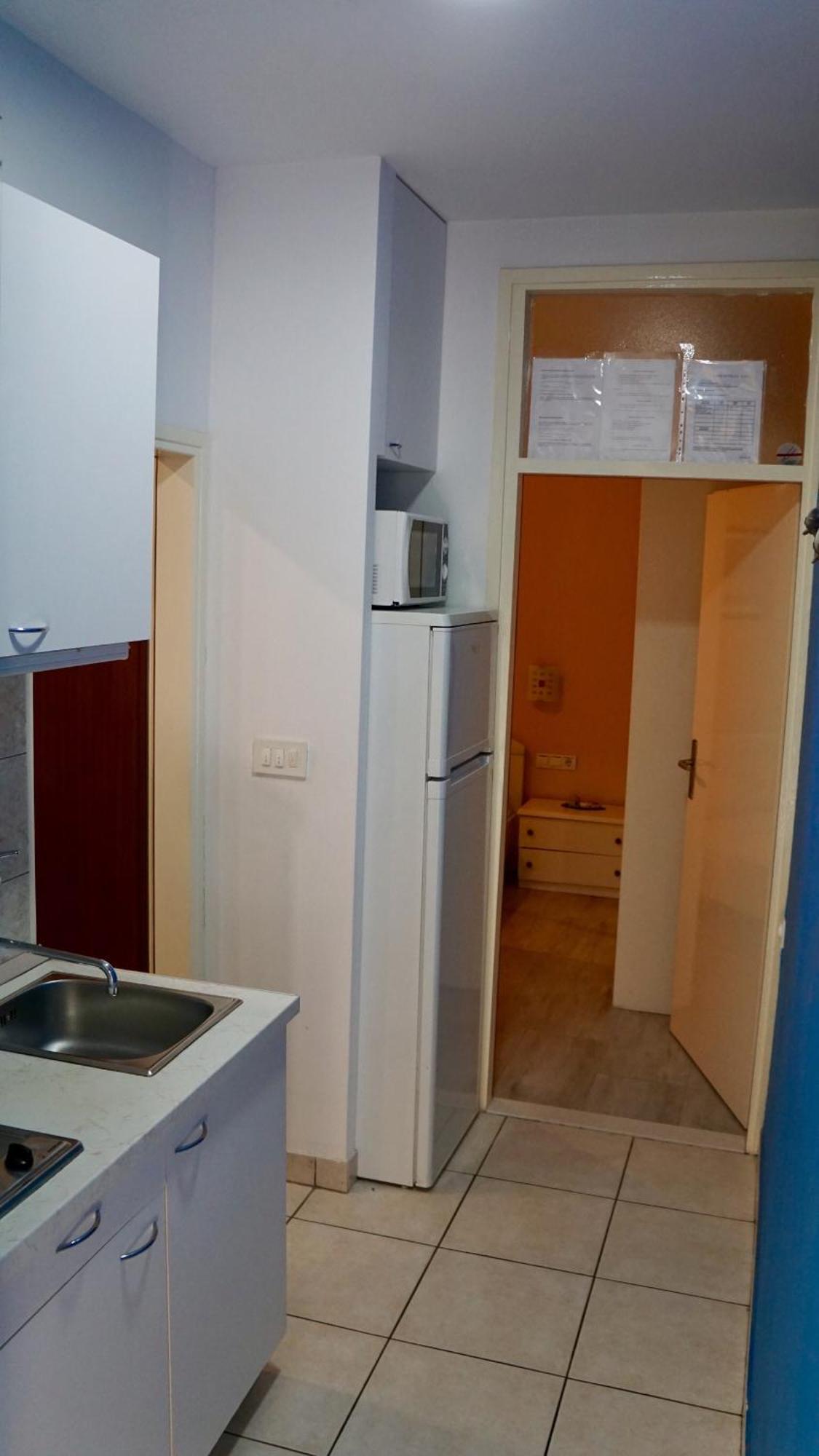 Apartments Niksa Kastelan Omiš Esterno foto